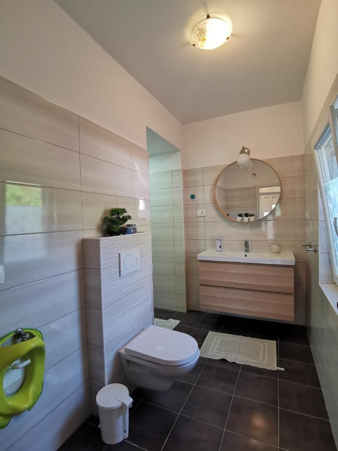 Apartmaji Vila Antonia 포르토로즈 객실 사진