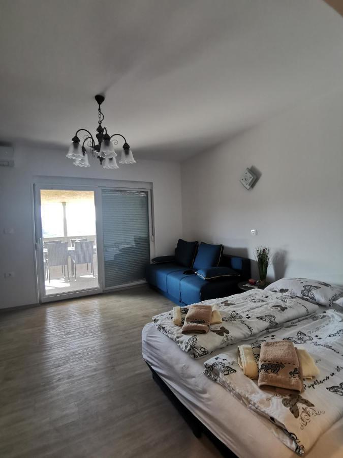 Apartmaji Vila Antonia 포르토로즈 객실 사진